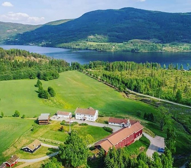 Ringnes Gård, Norway